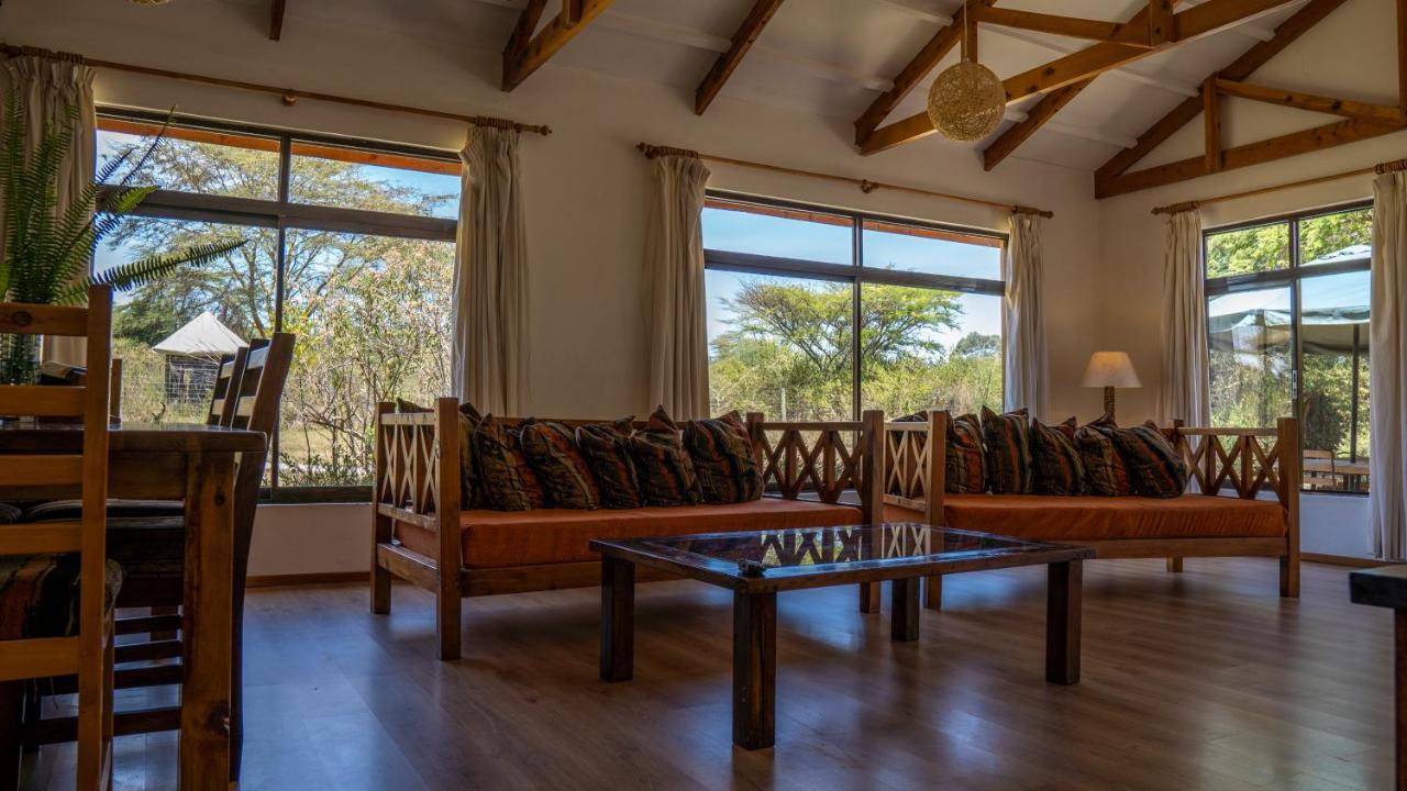 Villa Black Wattle House *